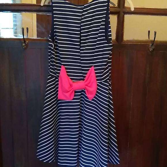 Dress - Picture 2 of 5